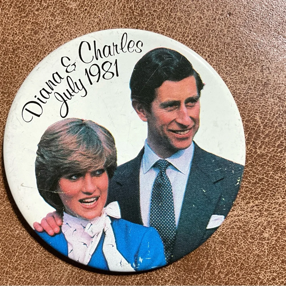 Diana and Charles Commemorative 1981 Tin Button Pin Blue and White Cheezy Smiles